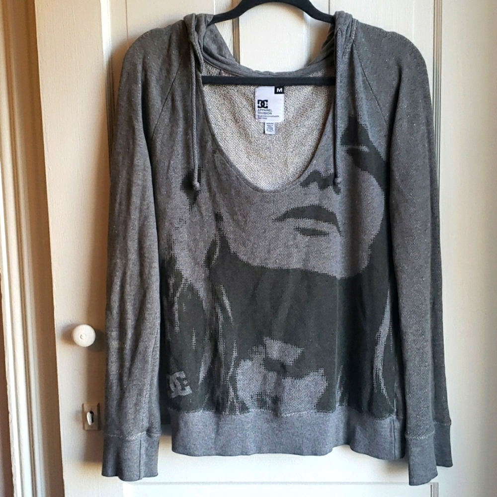 DC Apparel Division Graphic Hooded Lightweight Sweatshirt Size Medium